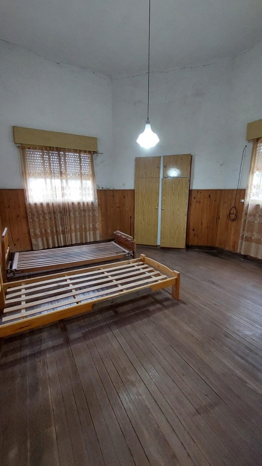 CASA EN VENTA, Calle SERRANO y ANDRADE