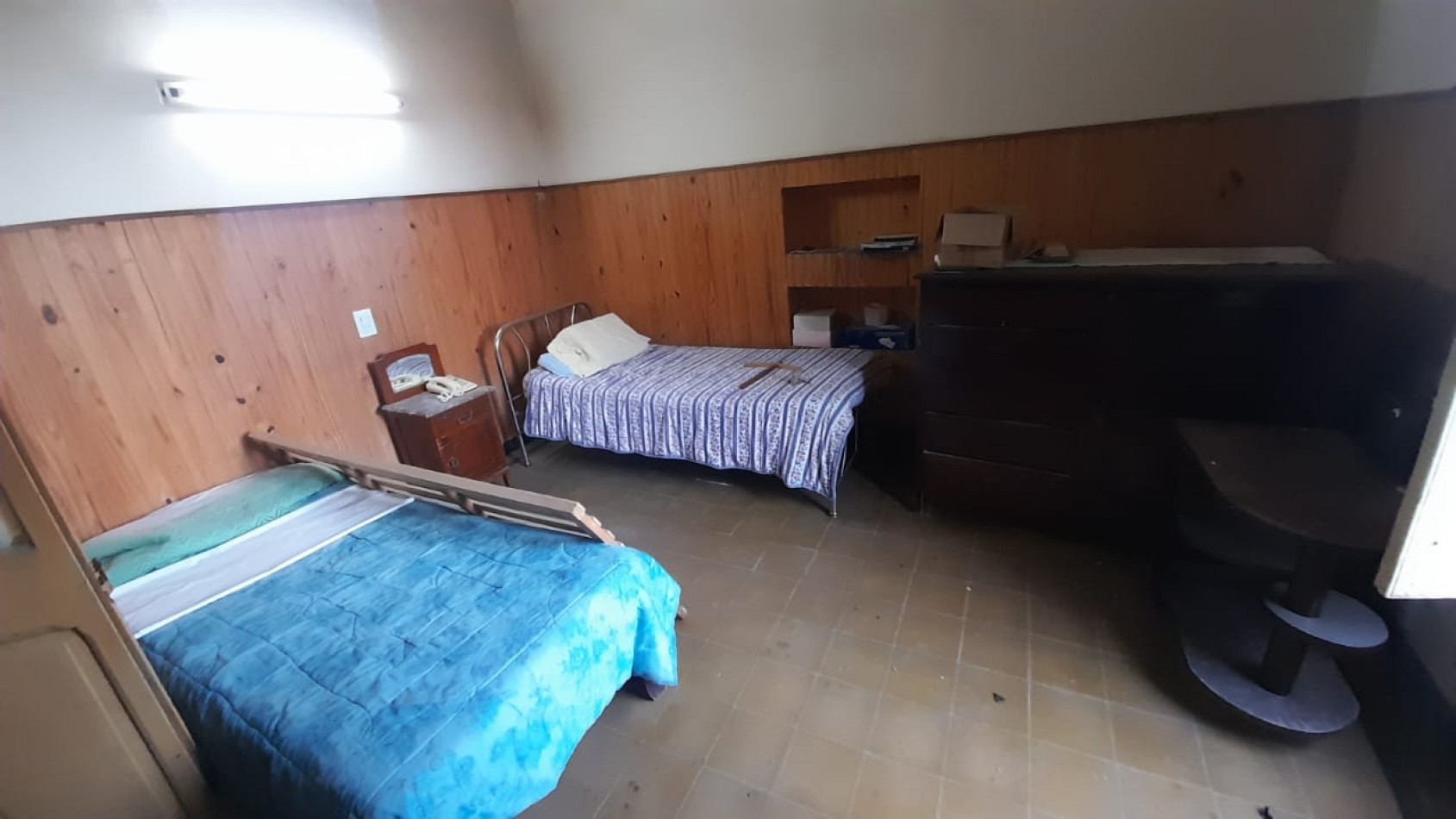 CASA EN VENTA, CALLE ETCHEVEHERE CASI ESQUINA BROWN