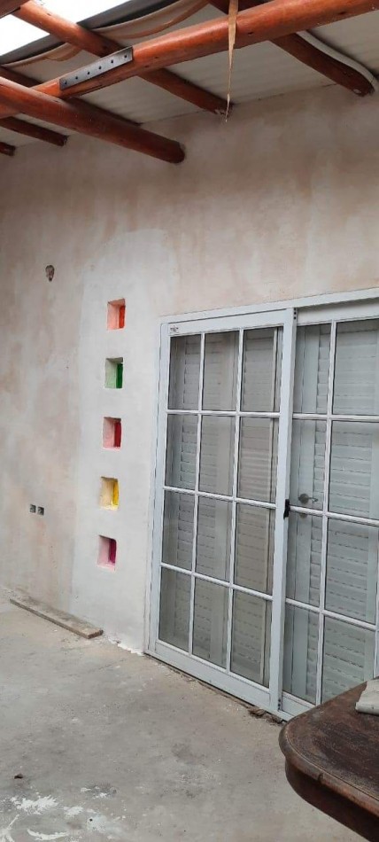 CASA EN VENTA, CALLE NOGOYA STROBEL 