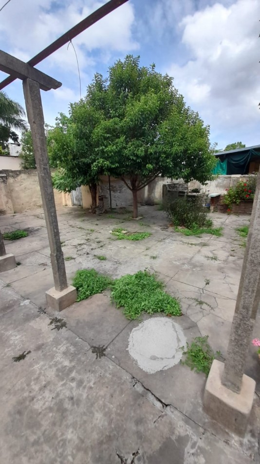 CASA EN VENTA, CALLE ALMIRANTE BROWN 
