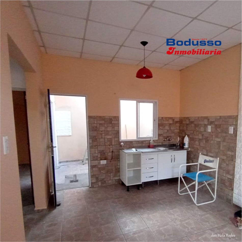 CASA + DEPARTAMENTO EN VENTA, CALLE DR. LOPEZ CASI RAMIREZ.