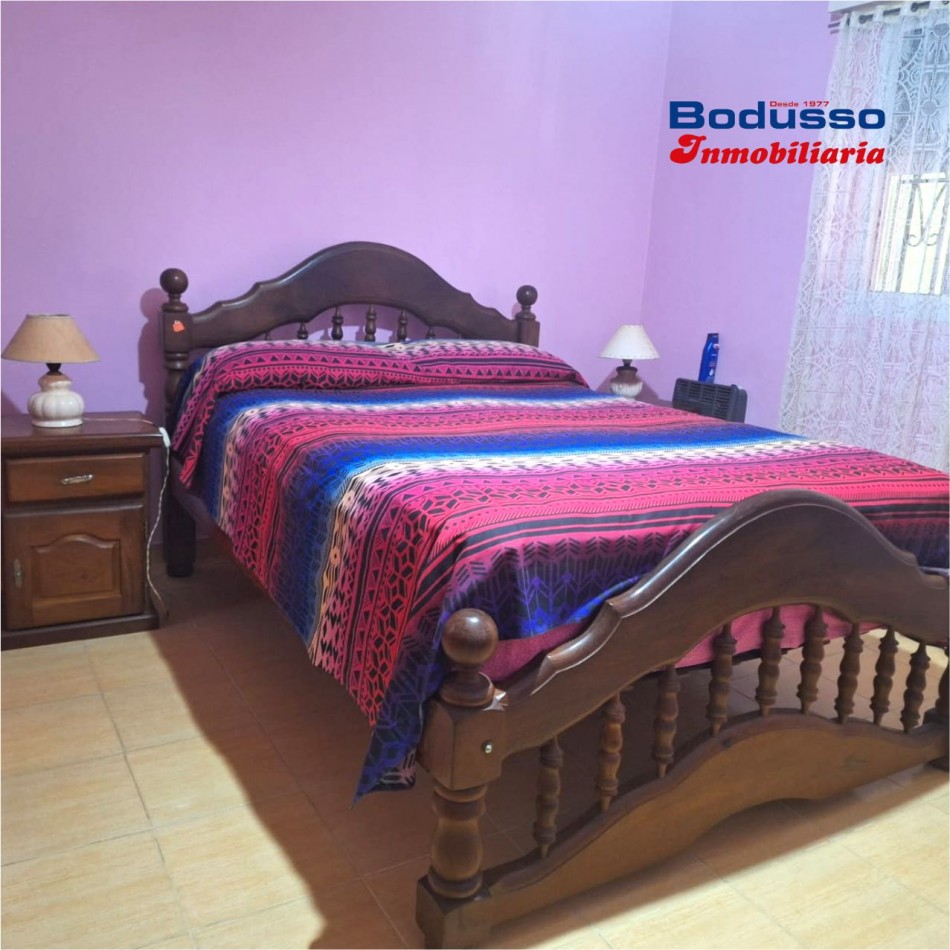 CASA EN VENTA, CALLE SGTO. CABRAL Y MATERI, DIAMANTE