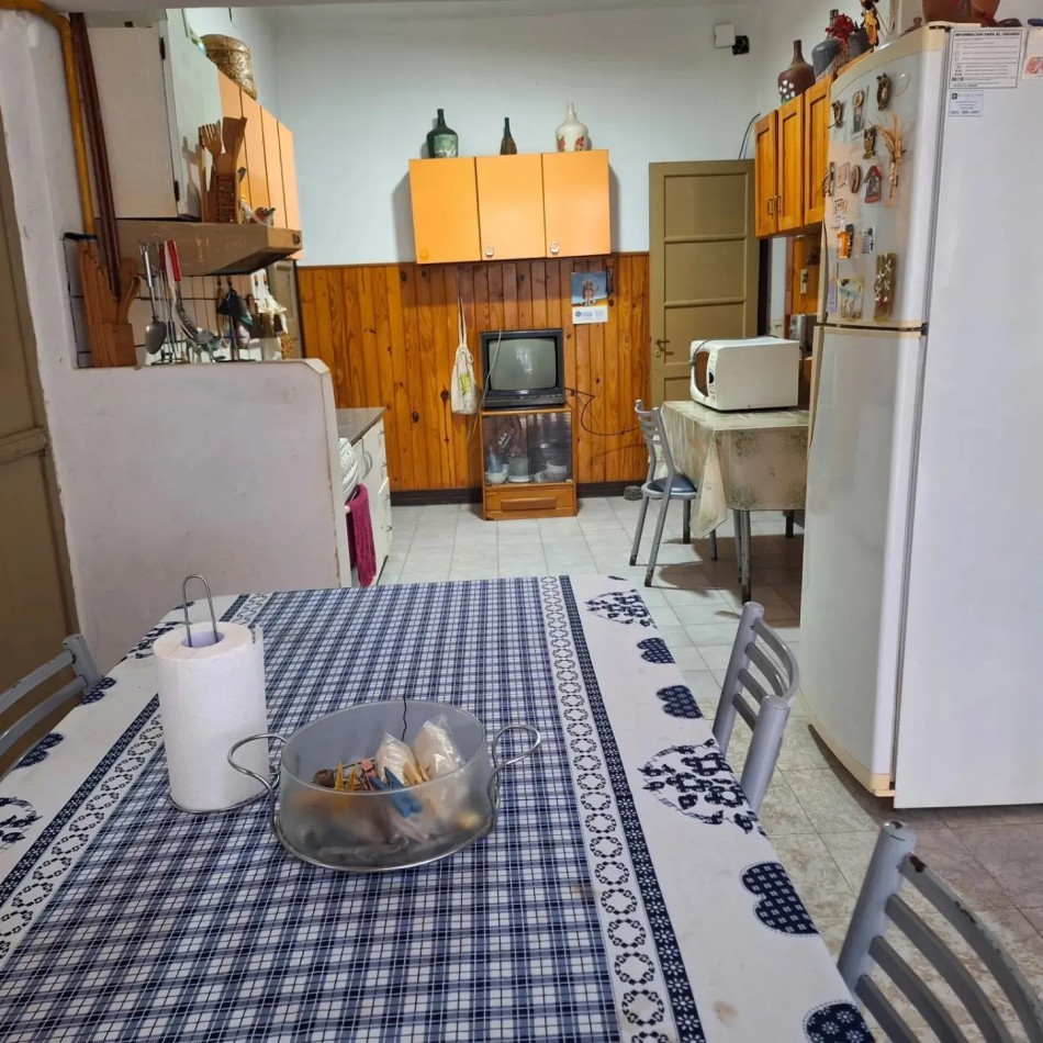 CASA EN VENTA, CALLE ECHAGUE CASI ESTRADA