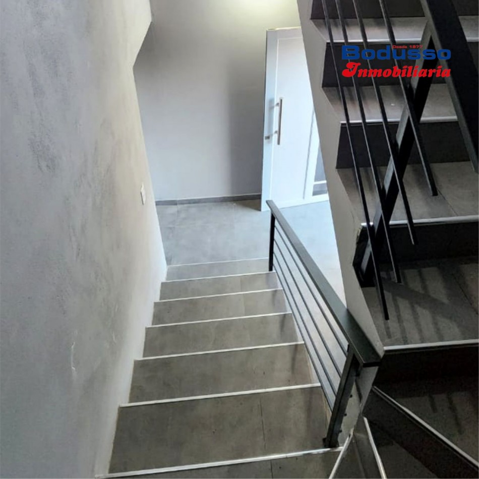 DEPARTAMENTO NUEVO EN VENTA, CALLE MALVINAS. DIAMANTE