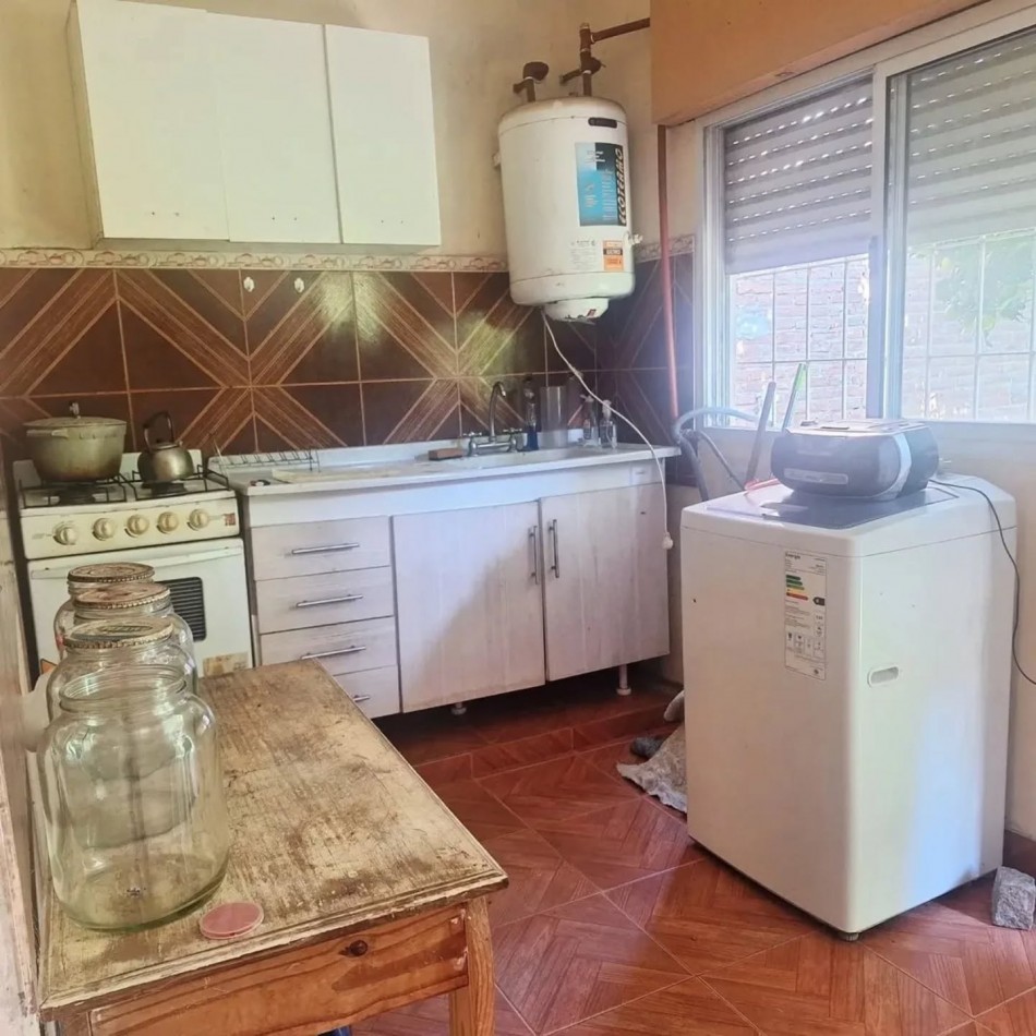 CASA EN VENTA, CALLE SAN LORENZO, CASI ESQ. RAMIREZ