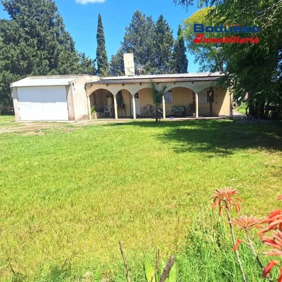 CASA QUINTA EN VENTA. STROBEL