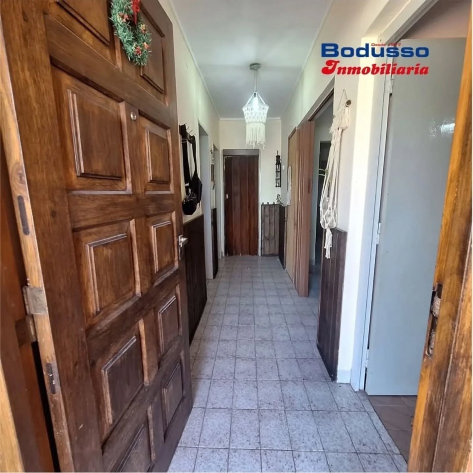 CASA EN VENTA, CALLES ISLAS MALVINAS Y DR. LOPEZ. 