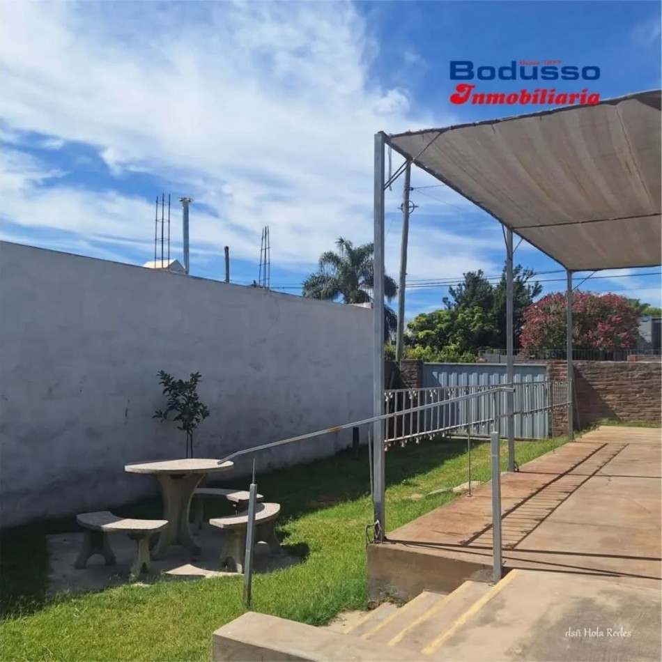 CASA EN VENTA, CALLES ISLAS MALVINAS Y DR. LOPEZ. 