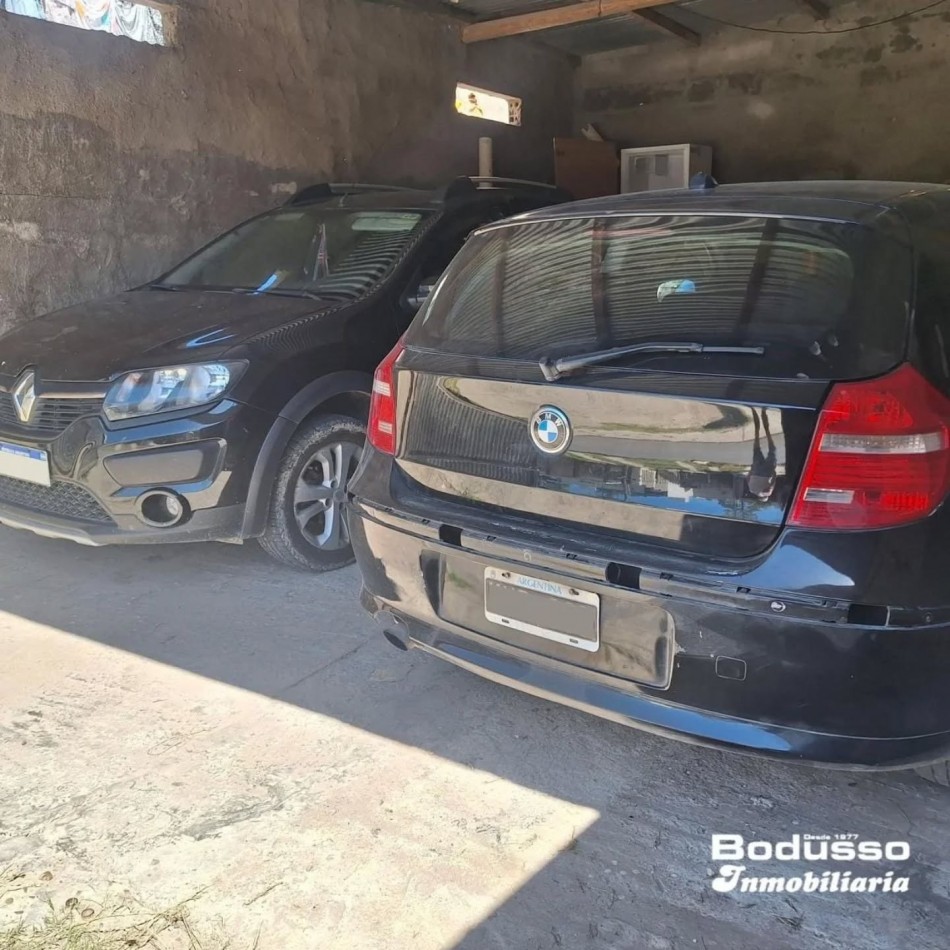 CASA + DPTO EN VENTA, CALLE SARMIENTO