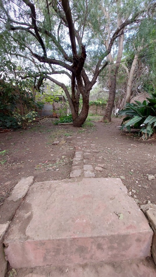 CASA EN VENTA, Calle ECHAGUE 80 BIS