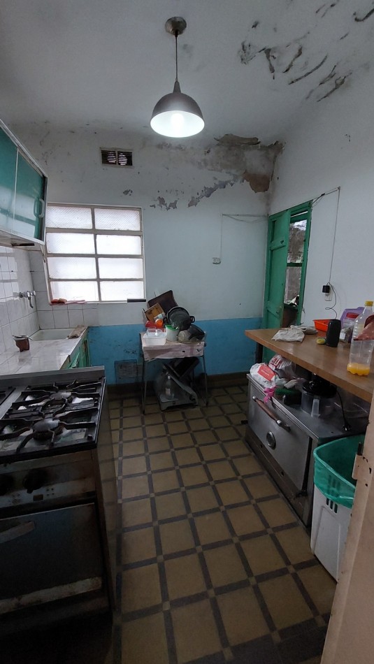 CASA EN VENTA, Calle ECHAGUE 80 BIS