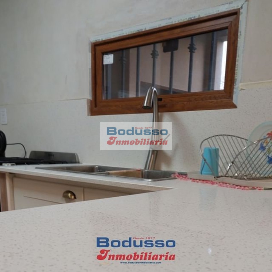 CASA EN VENTA, Calle GUALEGUAY, STROBEL