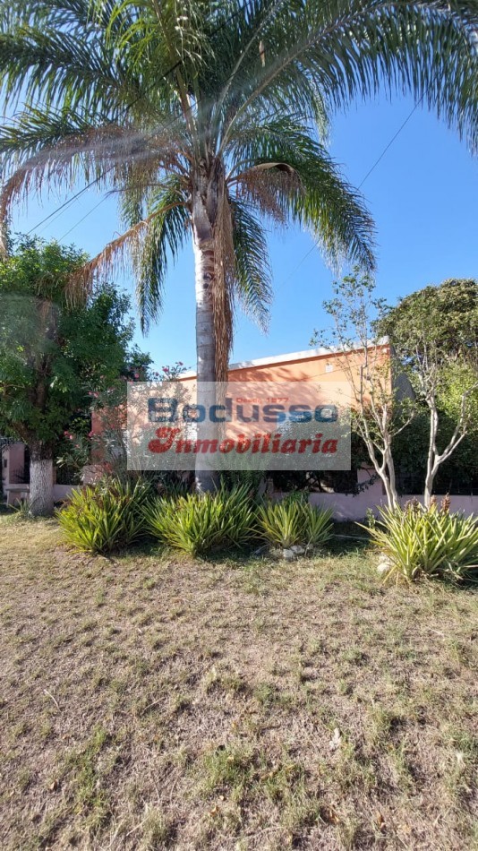 CASA EN VENTA. Calle CHAJARI, STROBEL