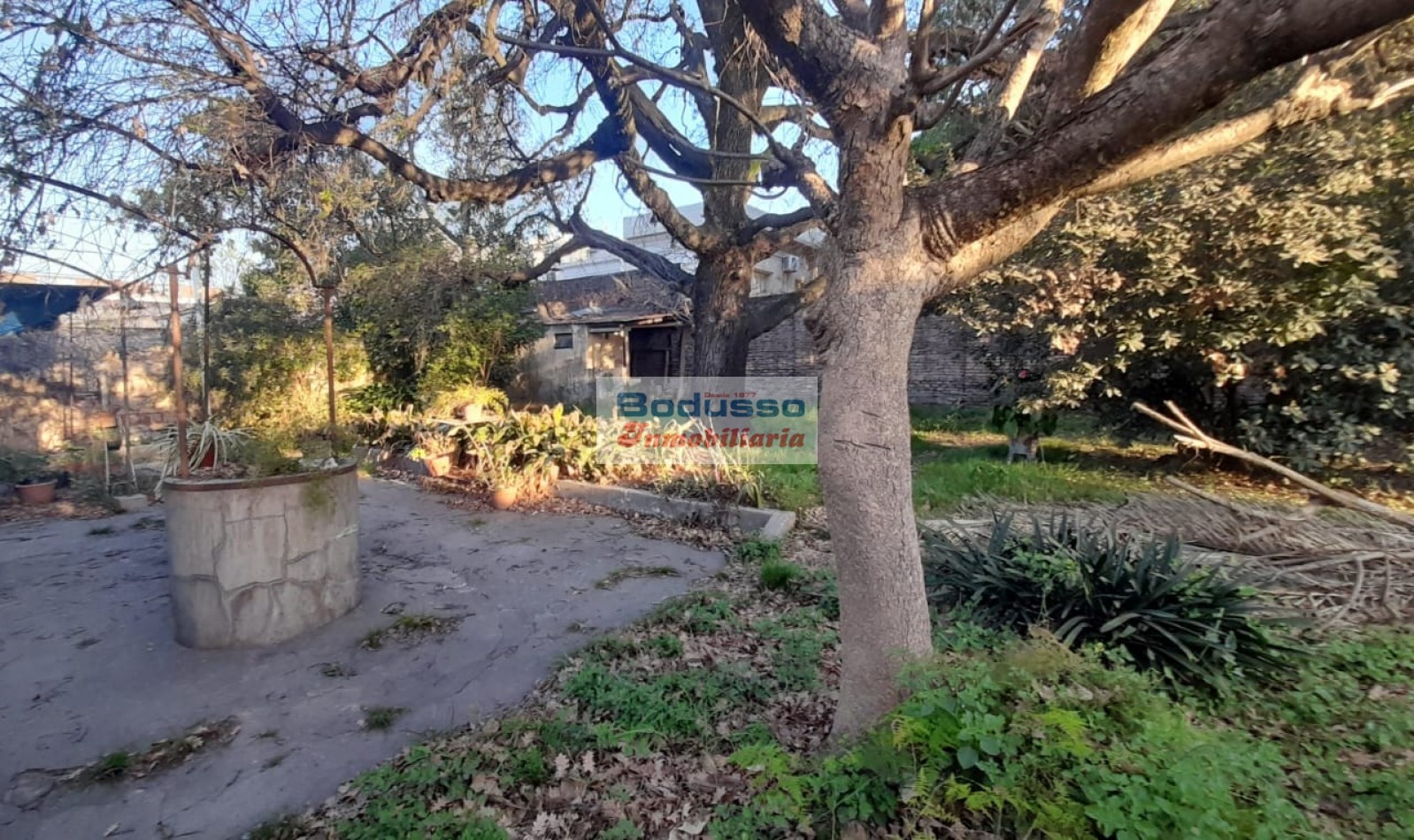 CASA EN VENTA, CALLE ETCHEVEHERE CASI ESQUINA BROWN