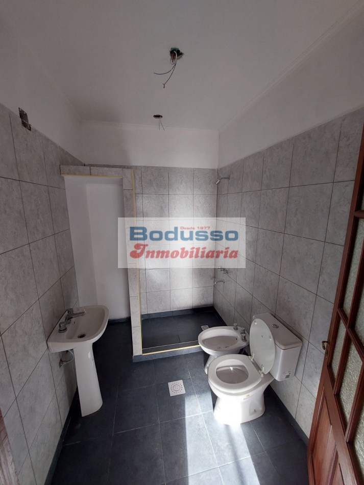 Casa en venta, calle 27 de febrero