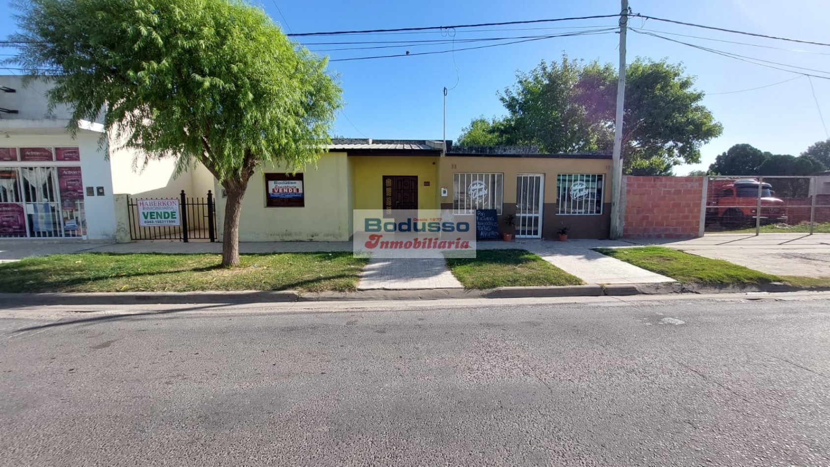 CASA EN VENTA. AV. GRAL. SAN MARTIN, STROBEL