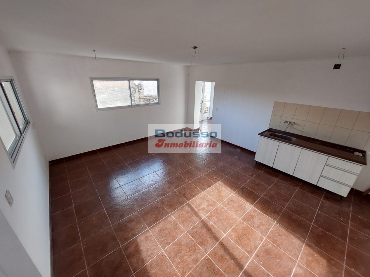 Casa en venta, calle 27 de febrero