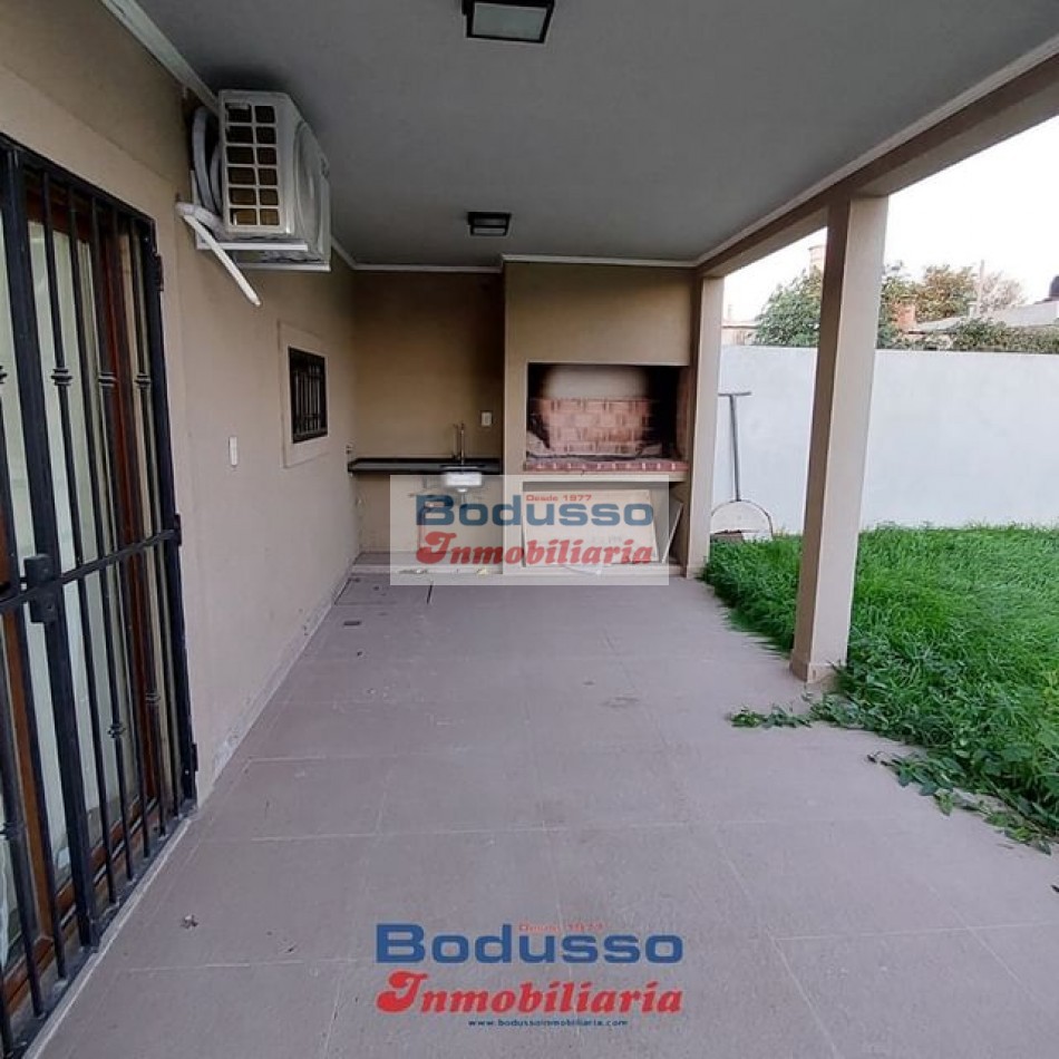 CASA EN VENTA, Calle GUALEGUAY, STROBEL