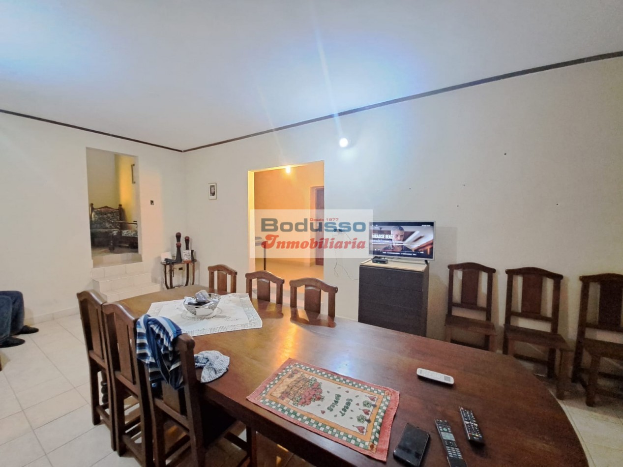 CASA EN VENTA. AV. GRAL. SAN MARTIN, STROBEL