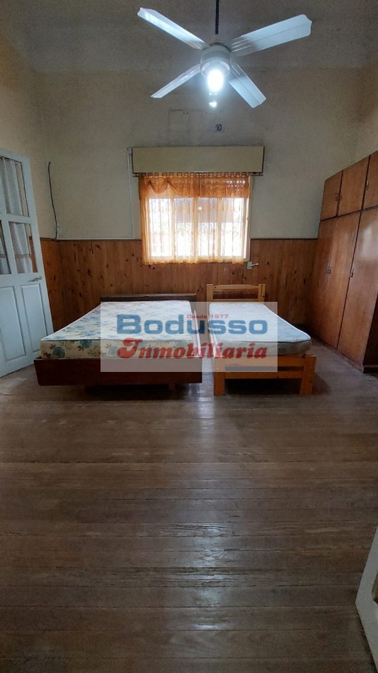 CASA EN VENTA, Calle SERRANO y ANDRADE