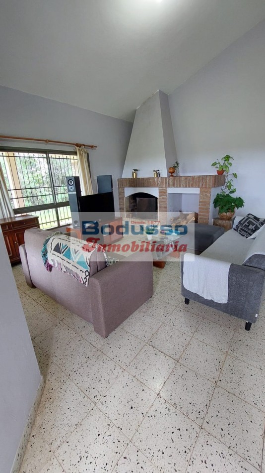 EN VENTA Casa CHALET + NAVE INDUSTRIAL (Galpon) + Oficinas + Predio.