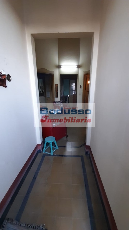 CASA EN VENTA, CALLE ETCHEVEHERE CASI ESQUINA BROWN