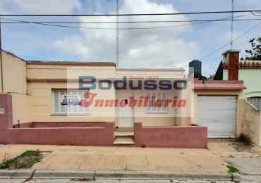 CASA EN VENTA, CALLE ALMIRANTE BROWN 